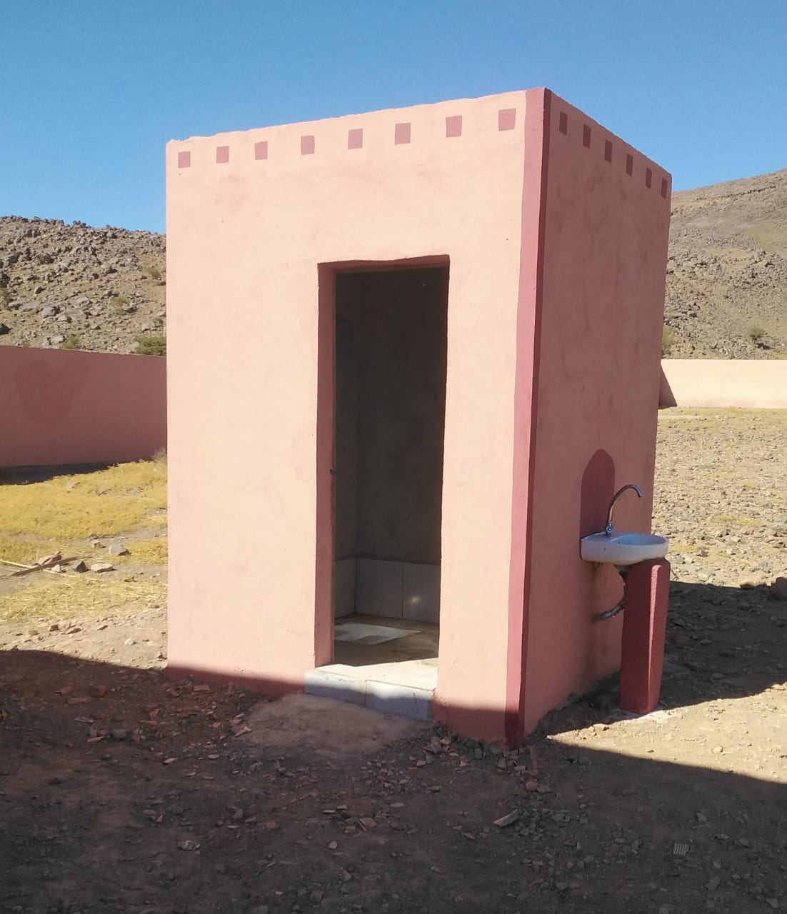 Aide humanitaire et matérielle